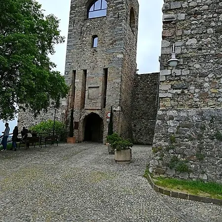 Castello * Padenghe sul Garda