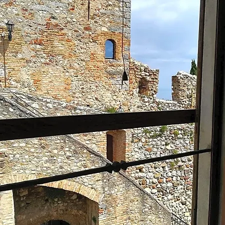 Castello *
