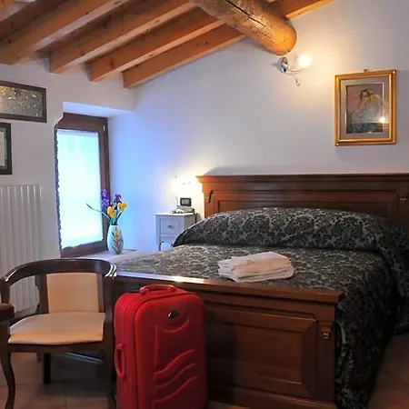 Castello Bed & Breakfast Padenghe sul Garda