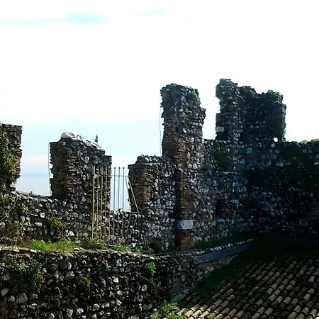 Castello * Padenghe sul Garda