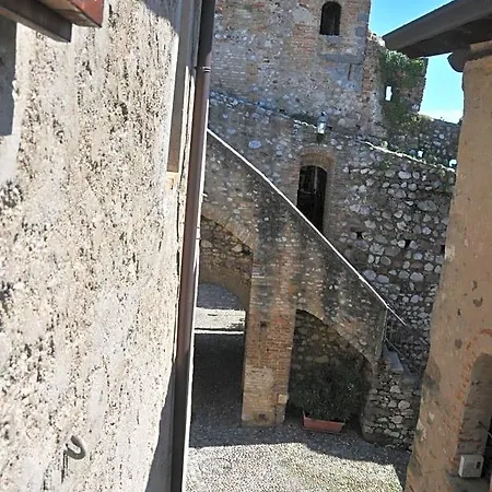 Castello * Padenghe sul Garda