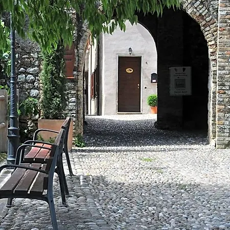 Castello Panzió